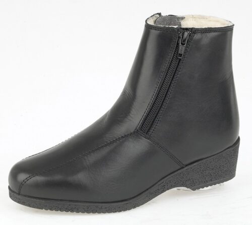 Ladies Short Zipped Leather Boots (Lambswool lined)