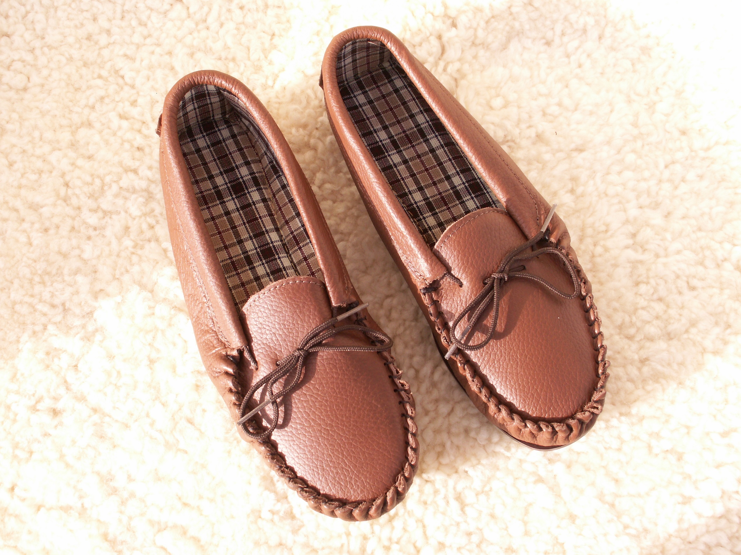 mens leather moccasin slippers uk