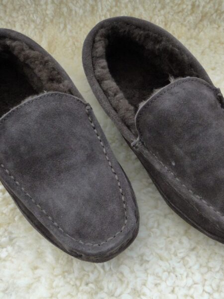 Men's Canoe Style Sheepskin Mocassin Slippers - Jack - Draper of Glastonbury