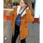 Ladies Traditional Sheepskin Coat with Collar - Image 2