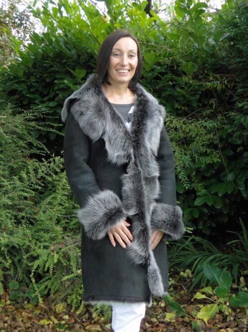Ladies 3/4 length Toscana Sheepskin Coat - Image 2
