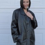 Ladies 3/4 length jacket with straight thonging - Image 3