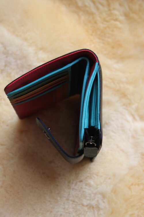 Quality Ladies Leather Purse - Image 2