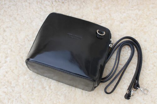 Small Ladies Leather Handbag - Image 5