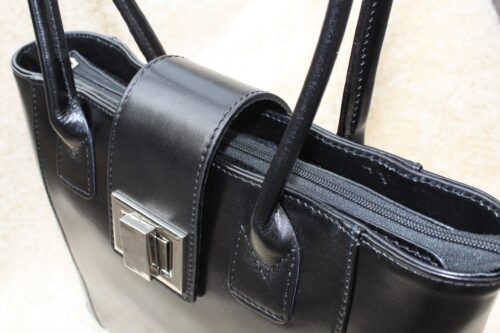 Ladies Leather Handbag - Image 4