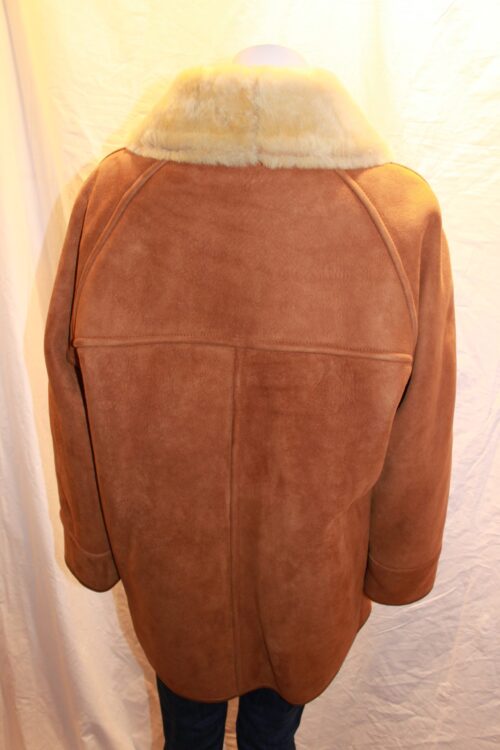 Ladies Traditional Sheepskin Jacket - Image 4