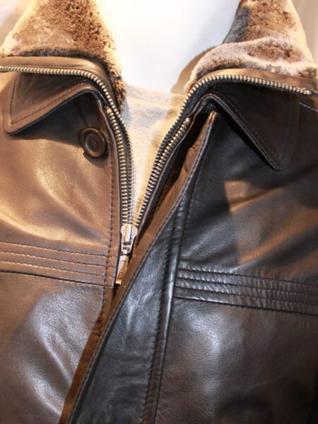 Men's 3/4 length coat with fleece collar