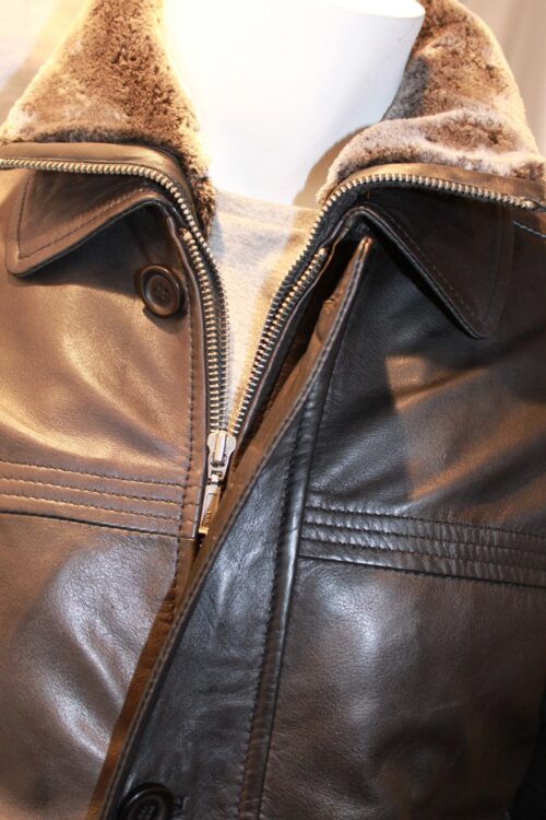 Men's 3/4 length coat with fleece collar