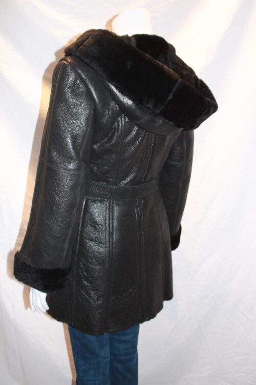 Ladies Tie-Belt Black Hooded Sheepskin Coat with Caped Collar - Image 4