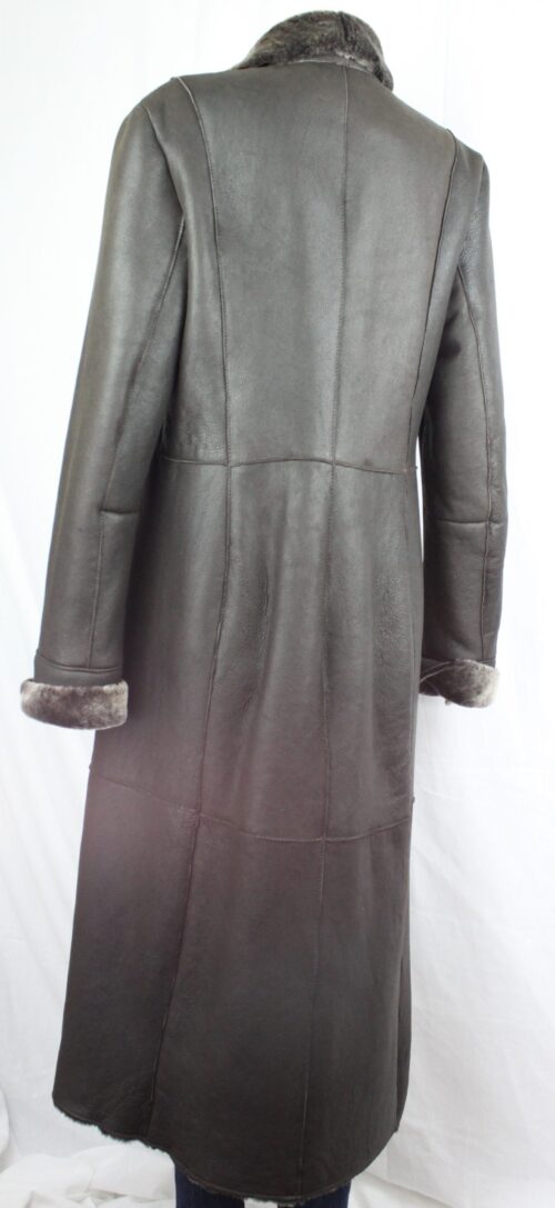 Ladies Long Sheepskin Coat in Black and Brown - Image 5